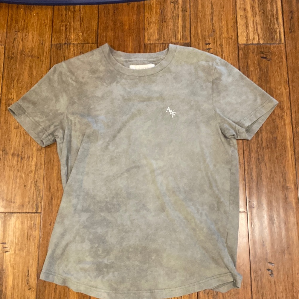 Abercrombie Men’s green soft t-shirt